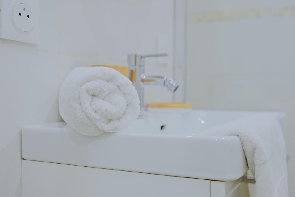 La Confidence Apartment Perigueux Luaran gambar