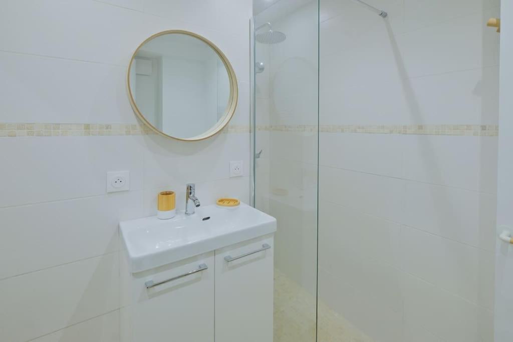 La Confidence Apartment Perigueux Luaran gambar